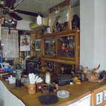 フライドチキン - 個性的な店内