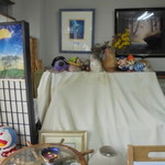 フライドチキン - 個性的な店内