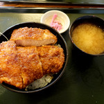 青い塔 - ロースかつ丼1000円