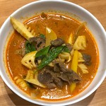 イサーン - 飛騨牛レッドカレー