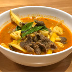 イサーン - 飛騨牛レッドカレー