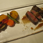 リストランテ サクラ - 八千代牛のステーキ　ヘーゼルナッツのソース