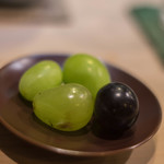 うを徳 - 葡萄（ぶだう）四色（よいろ）