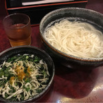 釜揚げうどん 織田薪 本店 - 