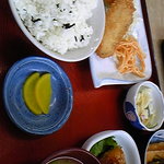 紀のや - タルタル秋鮭フライ定食580円