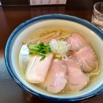 らーめん奏 - しおチャーシューメン大盛880円