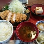 餃子会館 - ロースカツランチ 950円