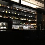 R restaurant & bar - 