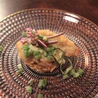 なる屋 - 揚げ物　無花果天ぷら　胡麻だれ