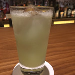 BAR 堀川 - シャインマスカットで作るジントニックだ(^^)とても個性的で美味しいカクテルだった
