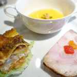 ポルタロッサ - 前菜。かぼちゃのスープ、白身魚のラザニア、自家製ローストポーク