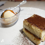 ポルタロッサ - 自家製ドルチェ。ティラミスとアフォガード