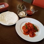 Ｃ「メキシカンポイヨ＆タコスランチ」