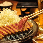 牛かつ なかい - ミディアムレアで揚げた牛ステーキは絶品！