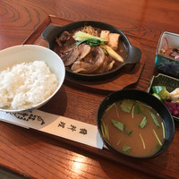 ももんじや - 山くじら すき焼 ももんじや(東京都墨田区両国)猪小鍋定食A 1350円