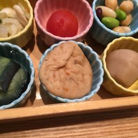 京都石塀小路豆ちゃ 日本橋 - おばんざいもさっぱりです