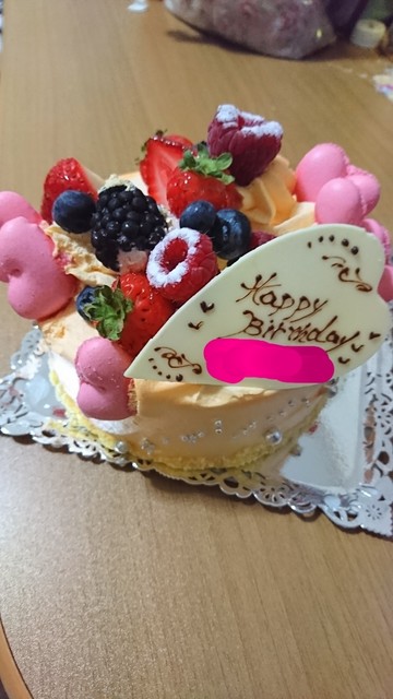 バースデーケーキは いつもお願いしてます お値段が気になる方は オーダーメイドじゃなくてクリームの色 By カメこ 移転 ラ ローズ ジャポネ 金町 ケーキ 食べログ