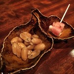 Bar Calma - (料理)チャーム(茹でピーナッツ)