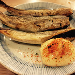 晩杯屋 - こまい一夜干し  150円