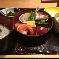 赤坂あじさい - 特製小箱弁当