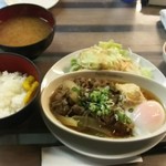 はらぺこ屋 - 日替わり 肉豆腐定食