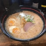 本家 哲麺 - 