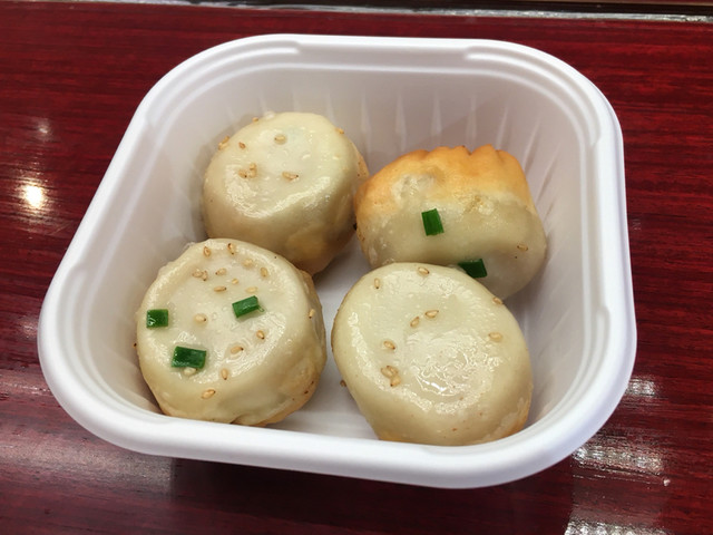ジューシーでタップリ肉汁が美味な「正宗生煎包（サンチェンパオ
