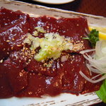 じゅうじゅう亭 - レバ刺。肉厚なのが嬉しいですね！