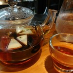 明道町中国菜 一星 - フルーツの入ったお茶