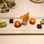 ル・マノアール・ダスティン - 