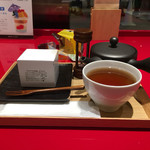 イッピン カフェ - おやつカステラ、極上ほうじ茶 2016/08/03