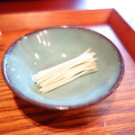 城山坊 - ひやしかけそばの薬味葱