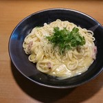 ひとしな屋 かっちゃん - カルボナーラ
