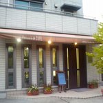 キュール - 御幸辻"Pâtisserie dê CUEL"の外観入口