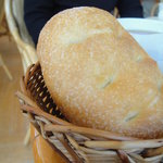 アフタヌーンティー・ティールーム - パスタにセットのパン