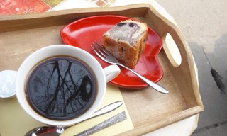 Pomme - ブルーベリーケーキ、コーヒー