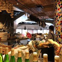 タベルナデエスパーニャフラガンテウーモ - オサレな店内♪