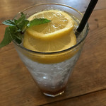 カフェ・サンクチュアリ - 