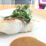 エッサンシエル - マナガツオ 魚介のビスクのソース