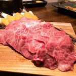 黒毛和牛・溶岩鉄板焼肉・モダン個室 丑処 - 