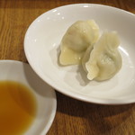 中国小麦粉料理専門店恵泉 - 限定ランチ：海老入り水餃子