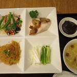 春餅セット：自家製味噌、本日のスープ