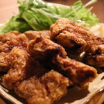 酒菜みずの - 若鶏の唐揚（国産若鶏使用オリジナルハーブ＆スパイスでマリネした）　600円