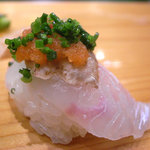 天寿し - 平目　肝乗せ