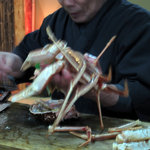 いけ活かに 竹林茶屋 - ご主人自らお座敷で眼の前でさばいてくれます。