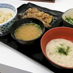 Yoshinoya - 麦とろ牛皿御膳