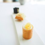 アジュール フォーティーファイブ - ランチコース 11178円 の穴子とフォアグラのテリーヌ 炭のビスケットサンド