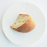 アジュール フォーティーファイブ - ランチコース 11178円 のパン