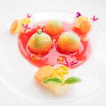 アジュール フォーティーファイブ - ランチコース 11178円 の北海道のボタン海老 ガスパッチョクーリとミニトマトファルシ