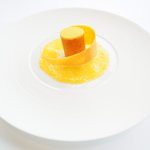 アジュール フォーティーファイブ - ランチコース 11178円 の柑橘のジュレとチュイル サフラン アーモンドソルベ